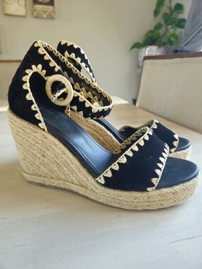 SUNCOO Black and Cream Espadrille Wedge Sandals